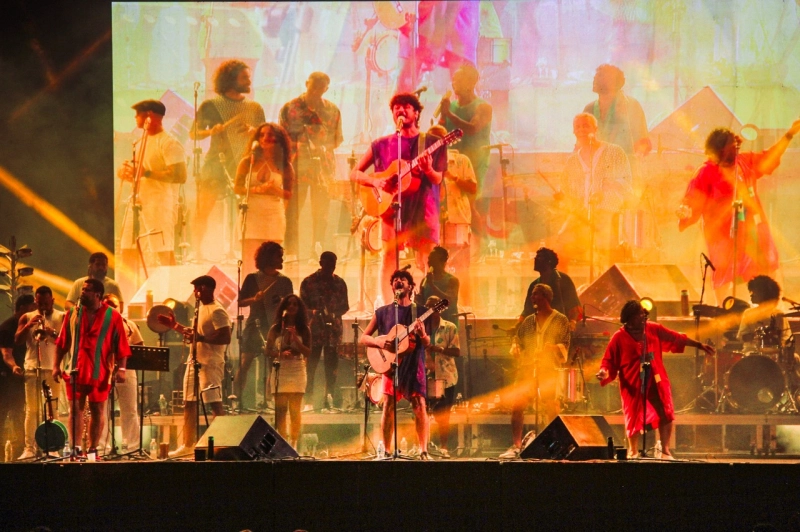 Primeira semana de Delírio Tropical traz rock, cultura capixaba e brasilidades para a Praia de Itapuã