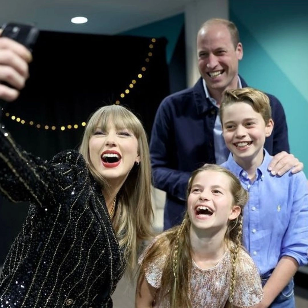 Príncipe William dança em show de Taylor Swift e tieta cantora com os filhos